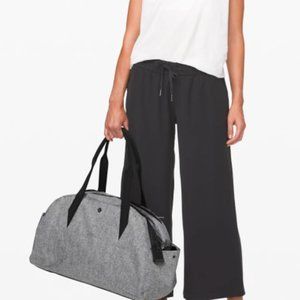 lululemon athletica Bags - LuluLemon Out of Range Duffel lululemon athletica Bags - LuluLemon Out of Range Duffel